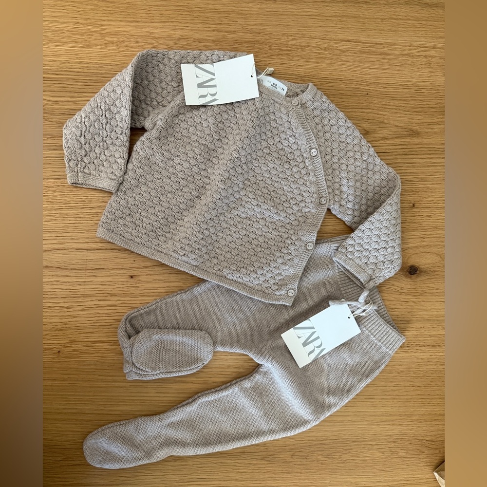 Zara Baby Knit Set in Taupe 6-9 months